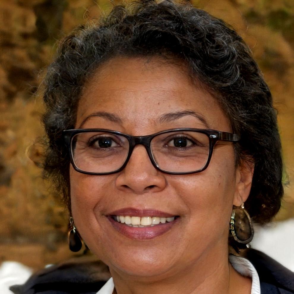 Elena Kowalski, Risk Management Expert